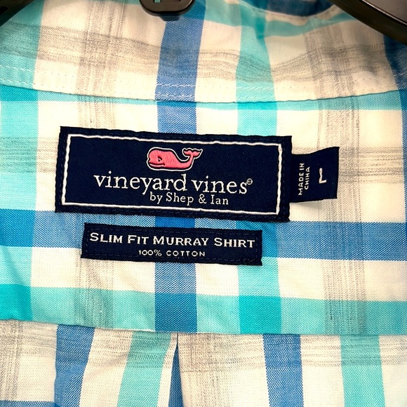 Vineyard Vines Men’s Button Down - Picture 2 of 8